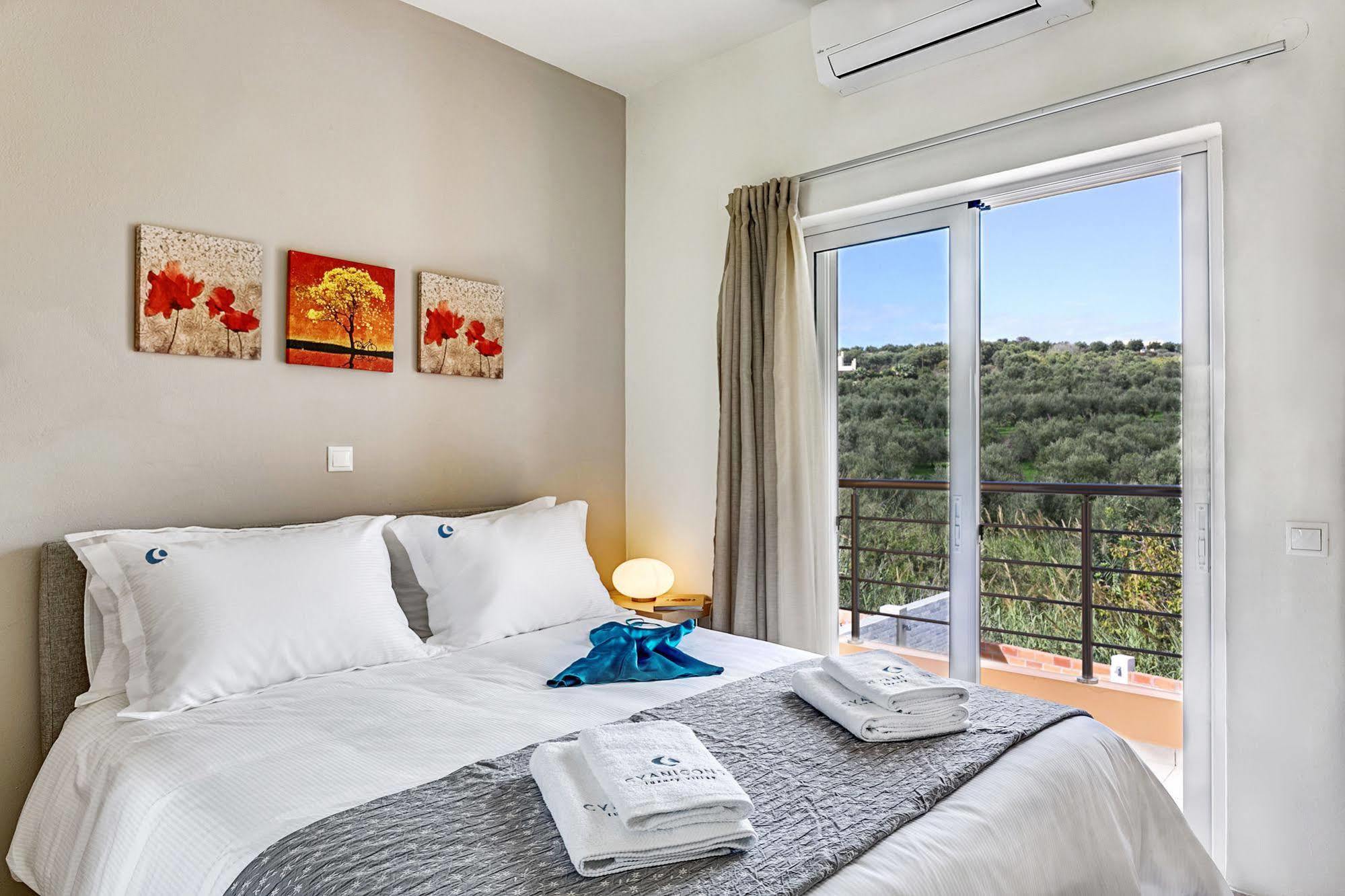 Cyan Icons Villas Tsivaras Екстер'єр фото